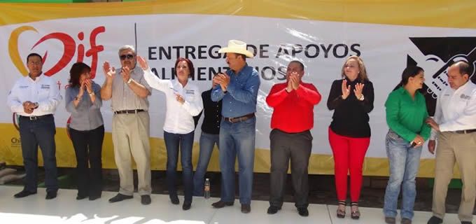 Entrega Duarte 30 toneladas de apoyo a familias