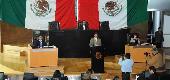 Echa Congreso abajo elecci&oacute;n de Consejeras del Ichitaip