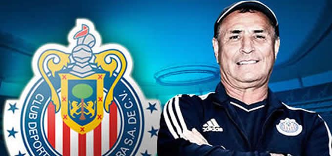 Jos&eacute; Luis Real, el nuevo tim&oacute;n de Chivas