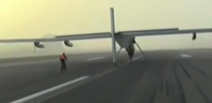 VIDEO: Avión solar inicia viaje alrededor del mundo