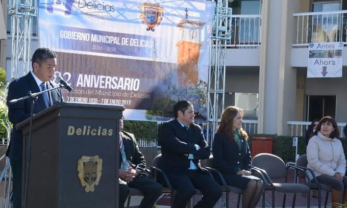 Encabeza Compean ceremonia del 82 aniversario de la Municipalización de Delicias