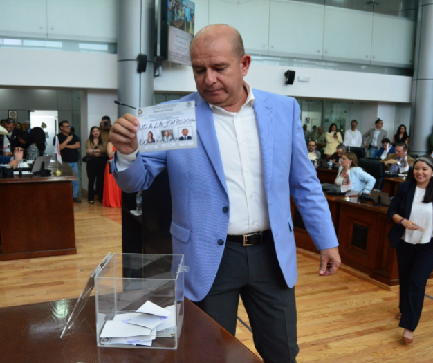 Rechazan en Congreso candidatura de Geo Bujanda para la CEDH