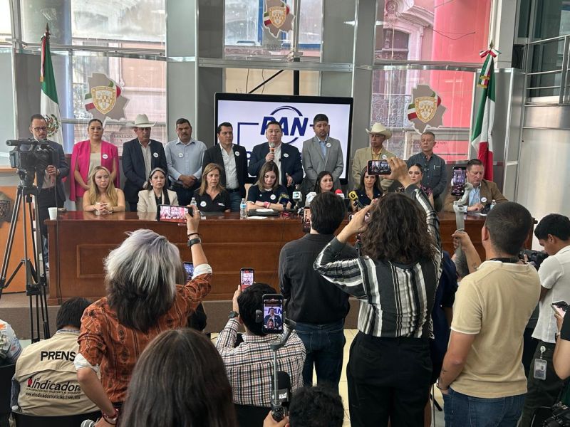 PAN exhibe fracaso de marcha de Morena, exige respeto a prensa y amenaza con tomar carreteras si hay represalias contra productores