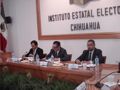 Sanciona IEE a Carlos Borruel por más de 19 mil pesos