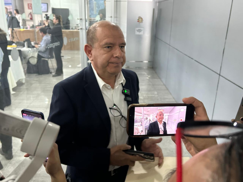 Cuauhtémoc Estrada afirma que aportaciones a Morena no son obligatorias y pide destrabar elección en la CEDH