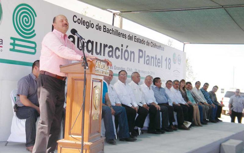 Inaugura César Duarte Jáquez instalaciones del Bachilleres 18