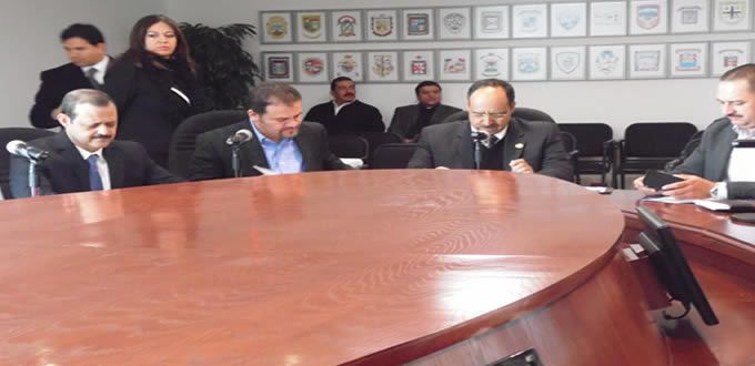Desean diputados feliz navidad