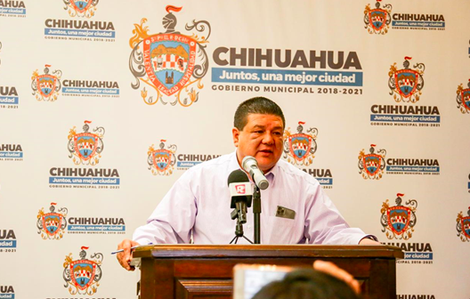 Se re&uacute;ne Secretario del Ayuntamiento con comerciantes del centro