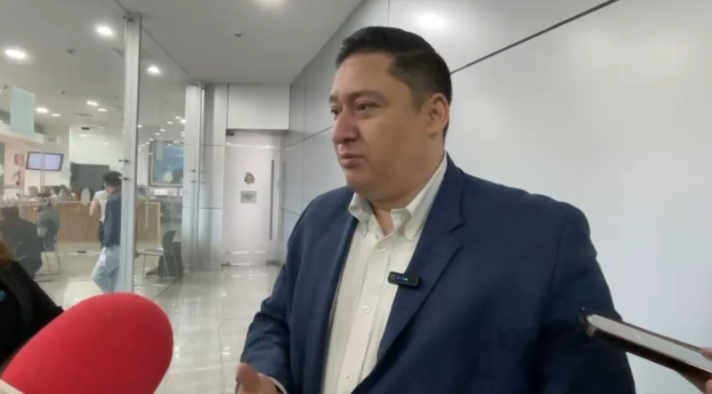 Sheinbaum propone reforma a Ley de Amparo; oposición la califica de “fifi” y restrictiva